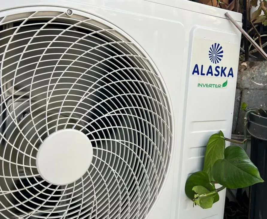 Air conditioning replacement condenser installed in Johannesburg